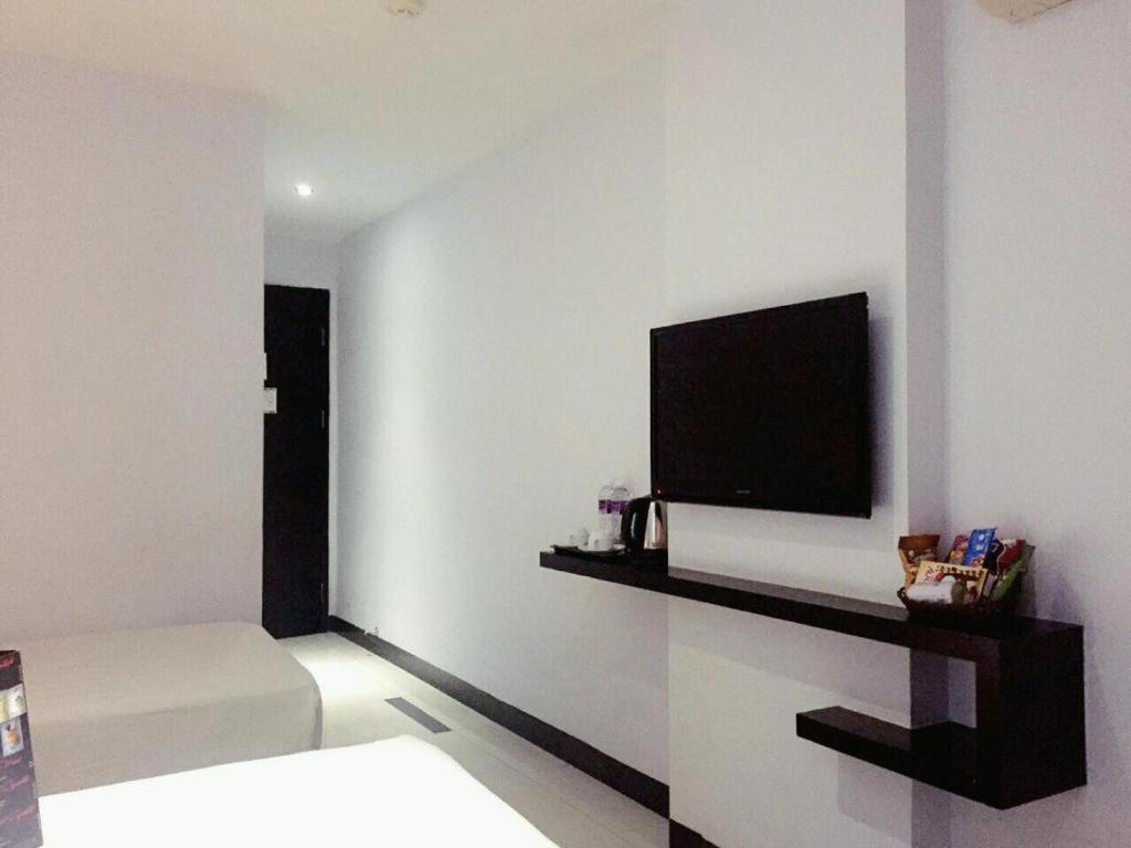 89 Hotel Batam Nagoya Extérieur photo