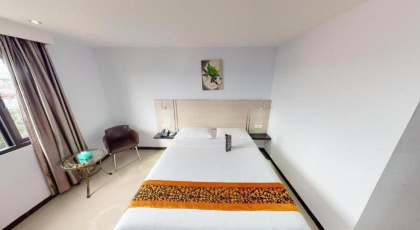 89 Hotel Batam Nagoya Extérieur photo