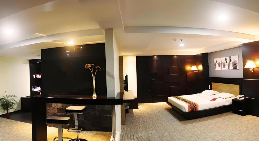 89 Hotel Batam Nagoya Extérieur photo